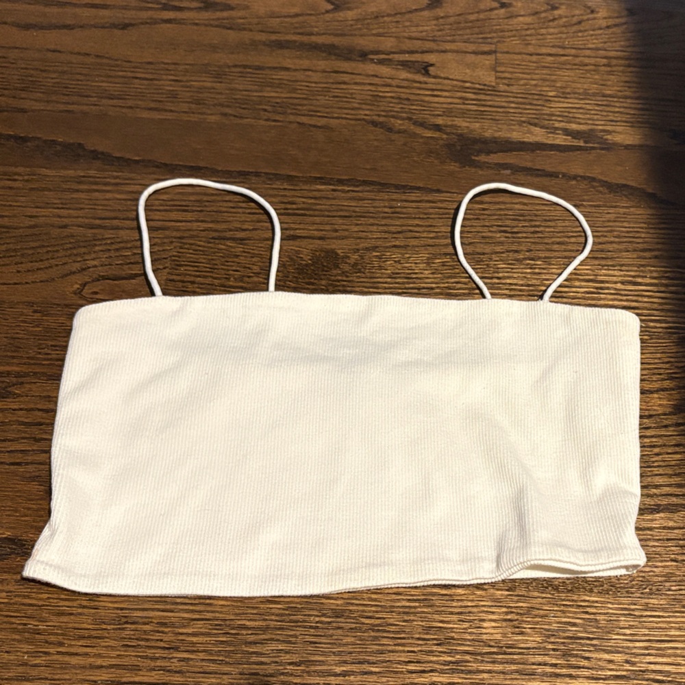 SHEIN White Spaghetti Strap Crop Top